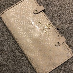 NWT Kendra Scott hanging Velcro jewelry organizer